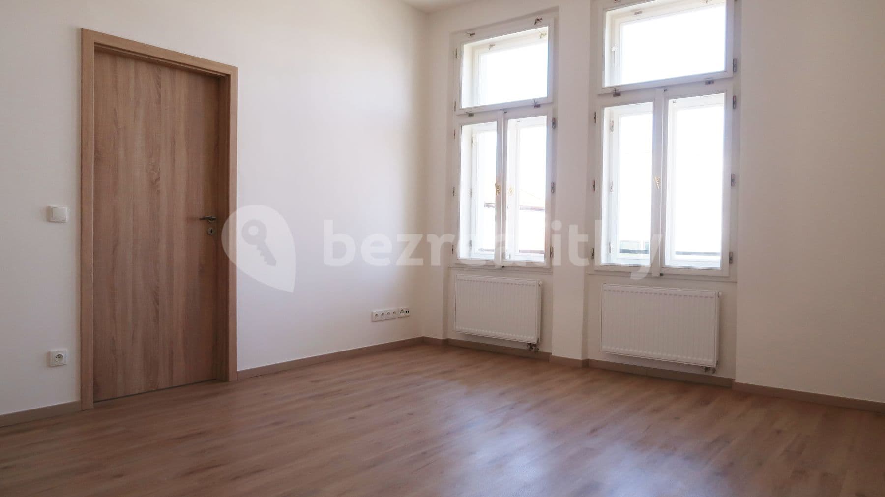 Pronájem bytu 2+1 51 m², Novobranská, Brno, Jihomoravský kraj Pronájem bytu 2+1 51 m², Novobranská, Brno, Jihomoravský kraj
