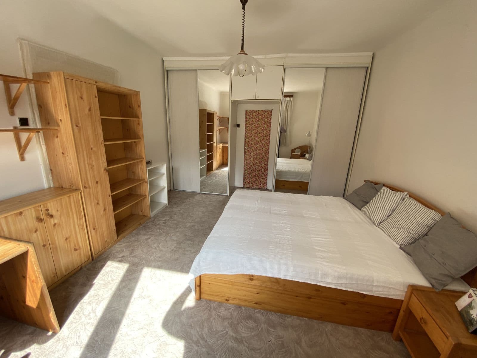 Pronájem bytu 1+1 40 m², Buštěhradská, Praha, Praha Pronájem bytu 1+1 40 m², Buštěhradská, Praha, Praha
