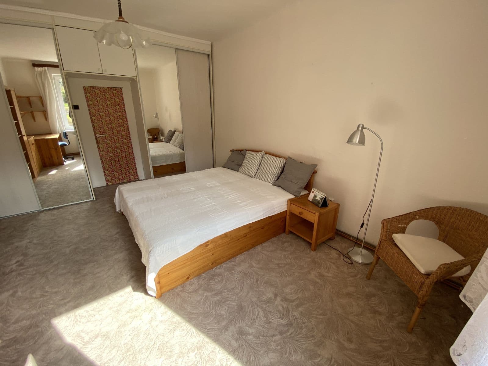 Pronájem bytu 1+1 40 m², Buštěhradská, Praha, Praha Pronájem bytu 1+1 40 m², Buštěhradská, Praha, Praha