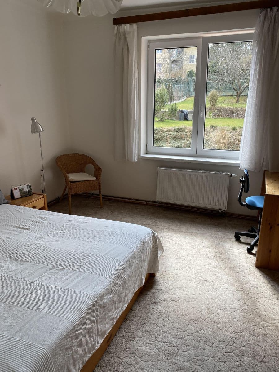 Pronájem bytu 1+1 40 m², Buštěhradská, Praha, Praha Pronájem bytu 1+1 40 m², Buštěhradská, Praha, Praha