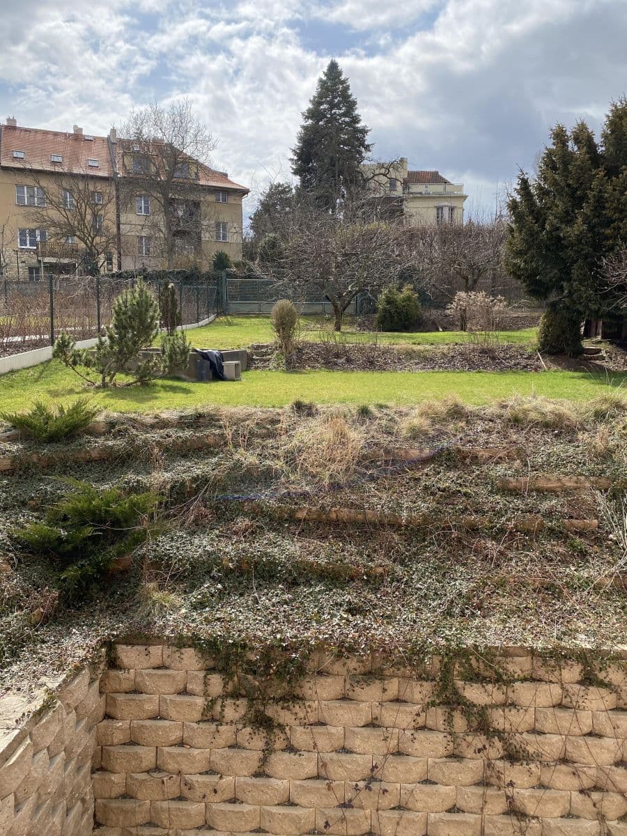 Pronájem bytu 1+1 40 m², Buštěhradská, Praha, Praha Pronájem bytu 1+1 40 m², Buštěhradská, Praha, Praha