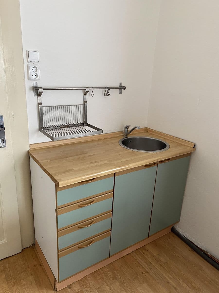 Pronájem bytu 1+1 40 m², Buštěhradská, Praha, Praha Pronájem bytu 1+1 40 m², Buštěhradská, Praha, Praha