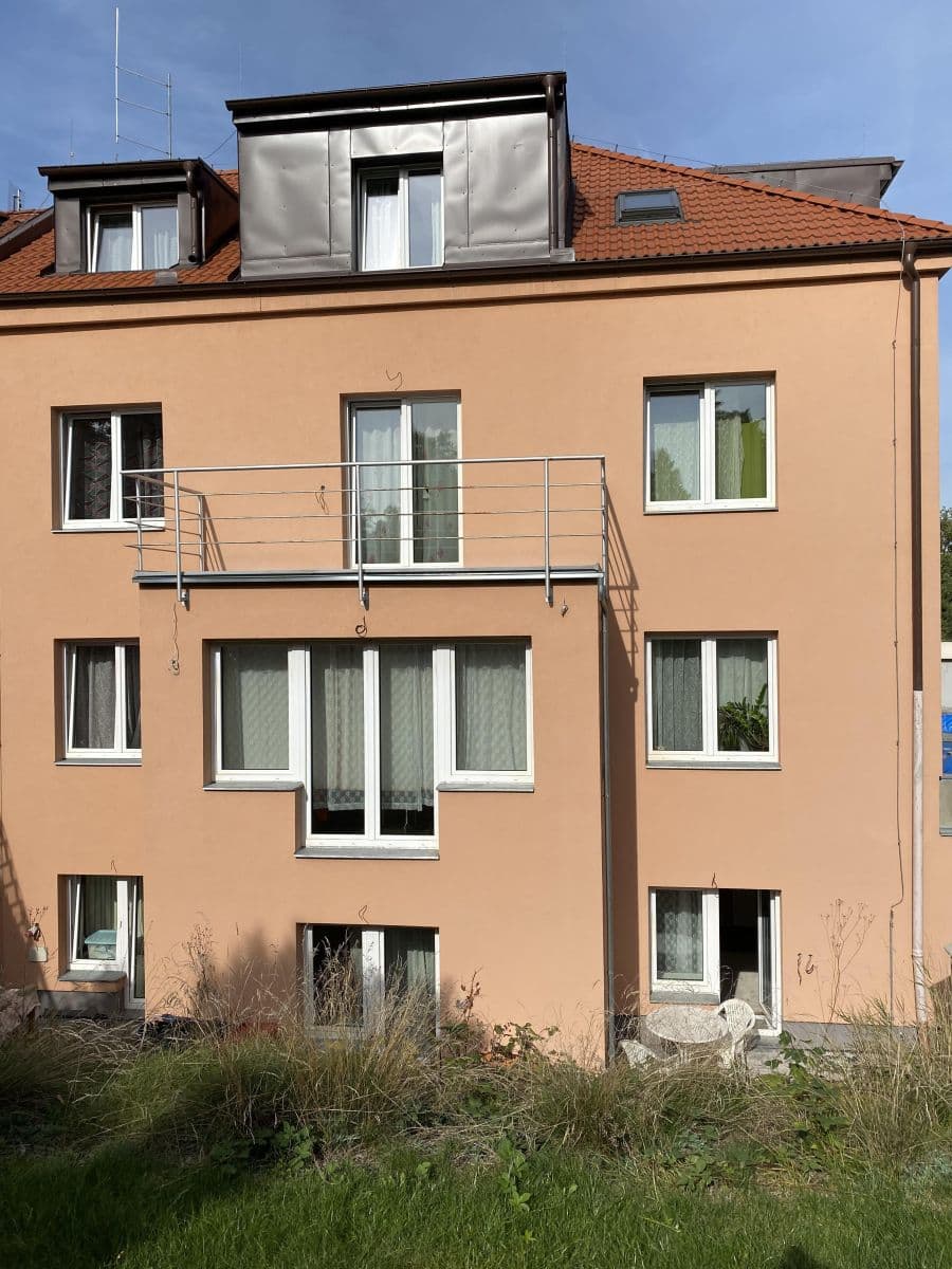 Pronájem bytu 1+1 40 m², Buštěhradská, Praha, Praha Pronájem bytu 1+1 40 m², Buštěhradská, Praha, Praha
