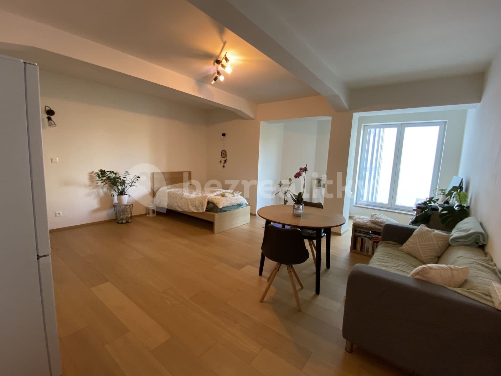Pronájem bytu 1+kk 47 m², Jankovcova, Praha, Praha Pronájem bytu 1+kk 47 m², Jankovcova, Praha, Praha