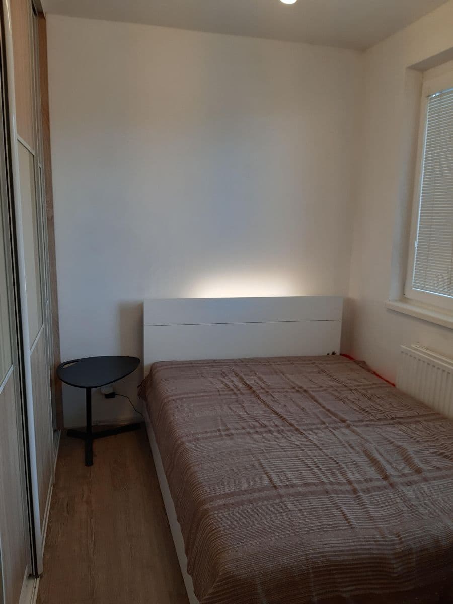 Pronájem bytu 2+1 43 m², Devínska Nová Ves, Bratislavský kraj Pronájem bytu 2+1 43 m², Devínska Nová Ves, Bratislavský kraj