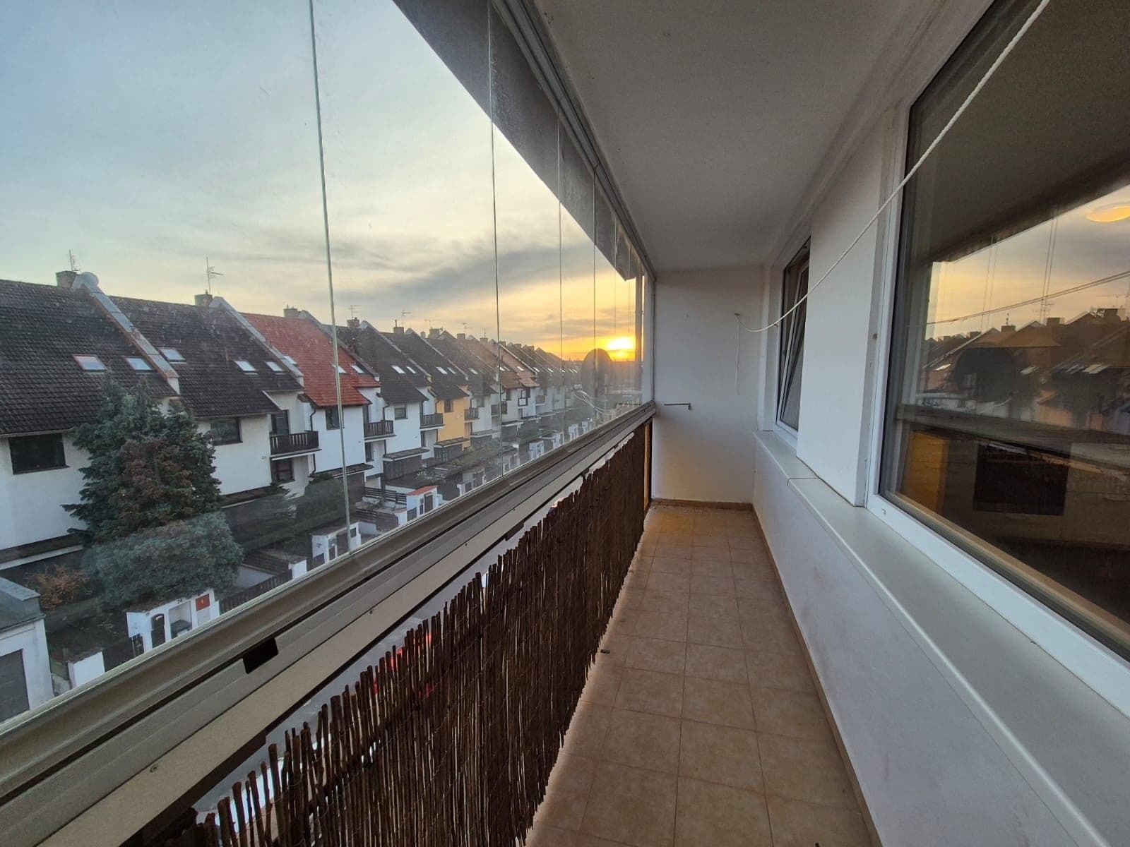 Pronájem bytu 3+kk 78 m², Proutěná, Praha, Praha Pronájem bytu 3+kk 78 m², Proutěná, Praha, Praha
