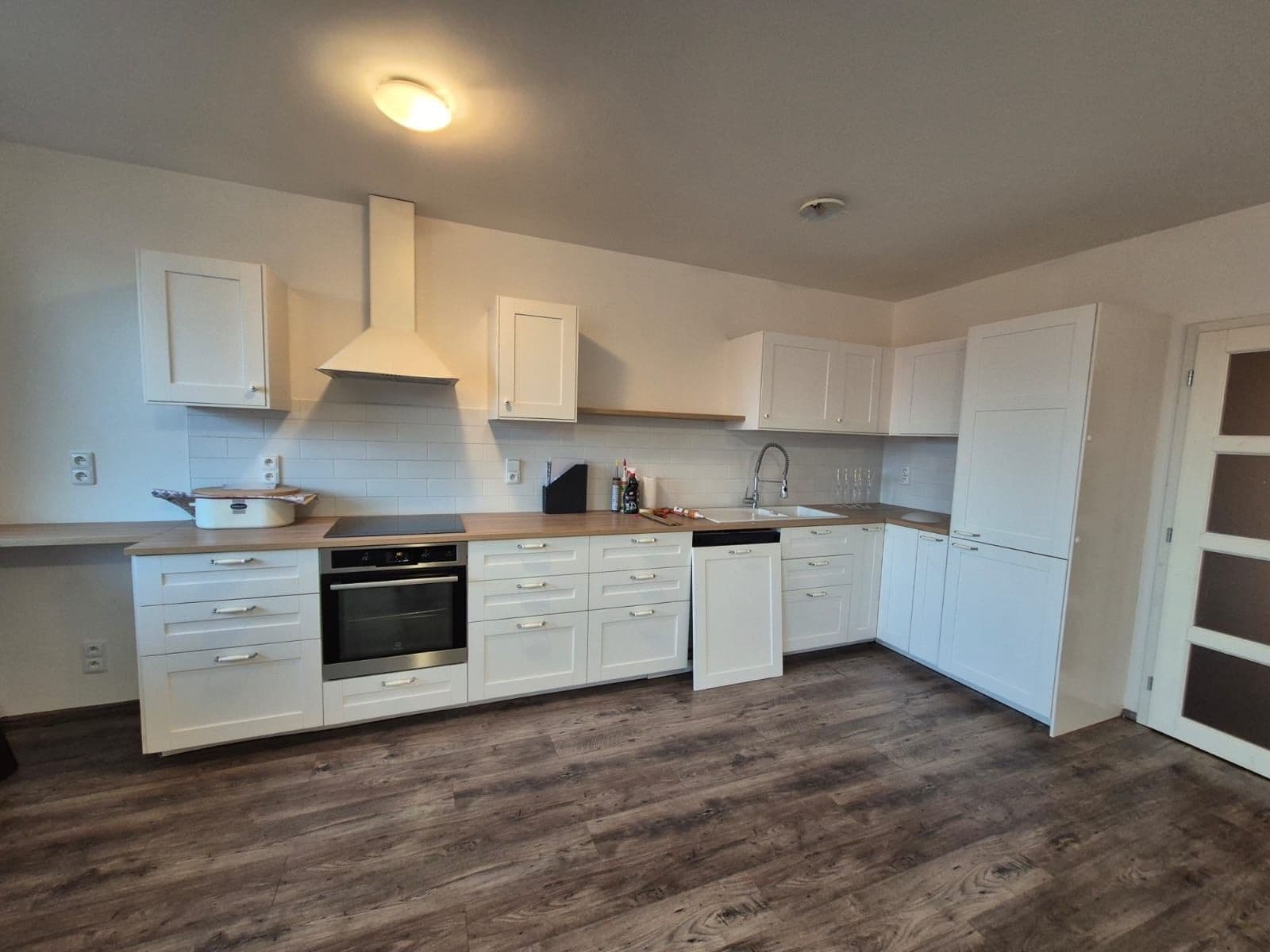 Pronájem bytu 3+kk 78 m², Proutěná, Praha, Praha Pronájem bytu 3+kk 78 m², Proutěná, Praha, Praha