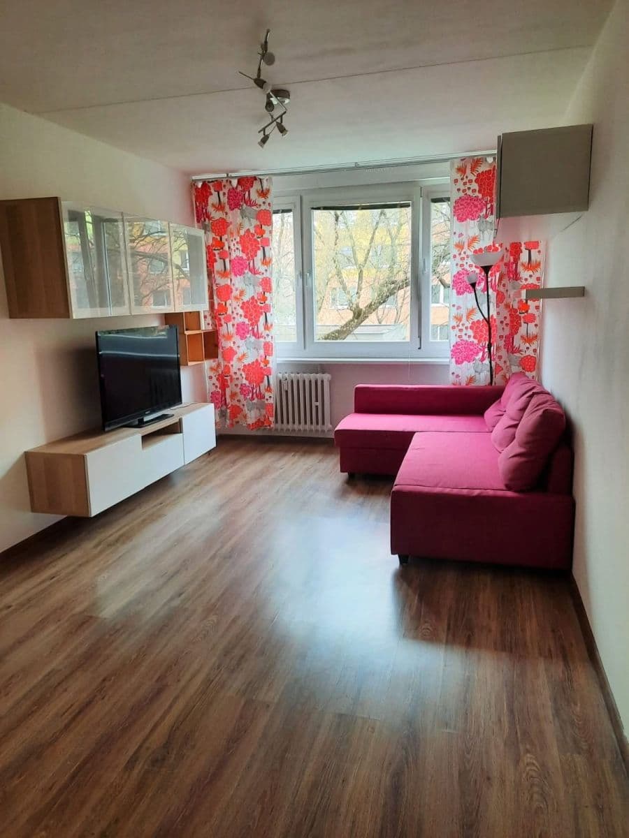 Pronájem bytu 2+kk 41 m², Přímětická, Praha, Praha Pronájem bytu 2+kk 41 m², Přímětická, Praha, Praha