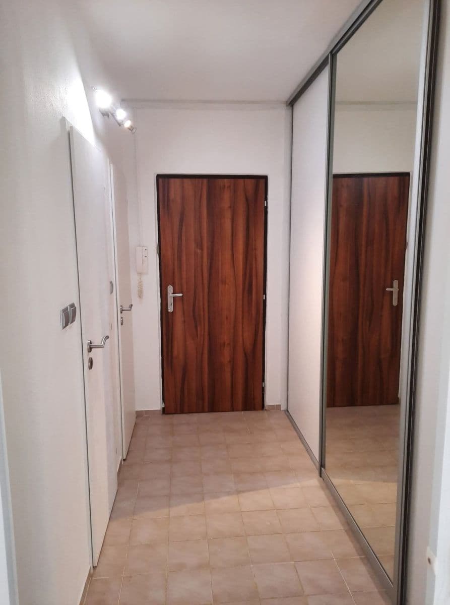 Pronájem bytu 2+kk 41 m², Přímětická, Praha, Praha Pronájem bytu 2+kk 41 m², Přímětická, Praha, Praha