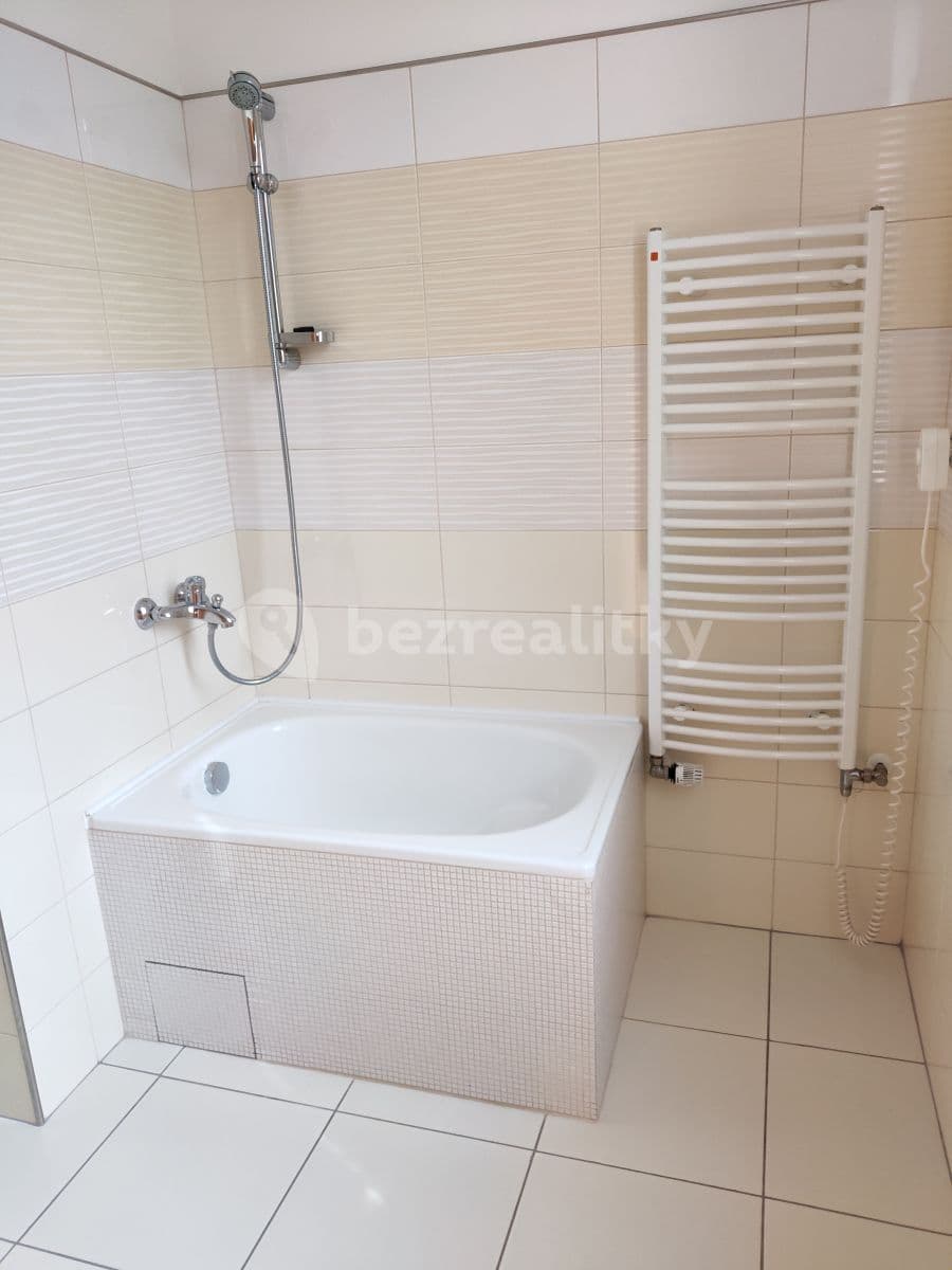 Pronájem bytu 4+kk 85 m², V Zahradách, Beroun, Středočeský kraj Pronájem bytu 4+kk 85 m², V Zahradách, Beroun, Středočeský kraj