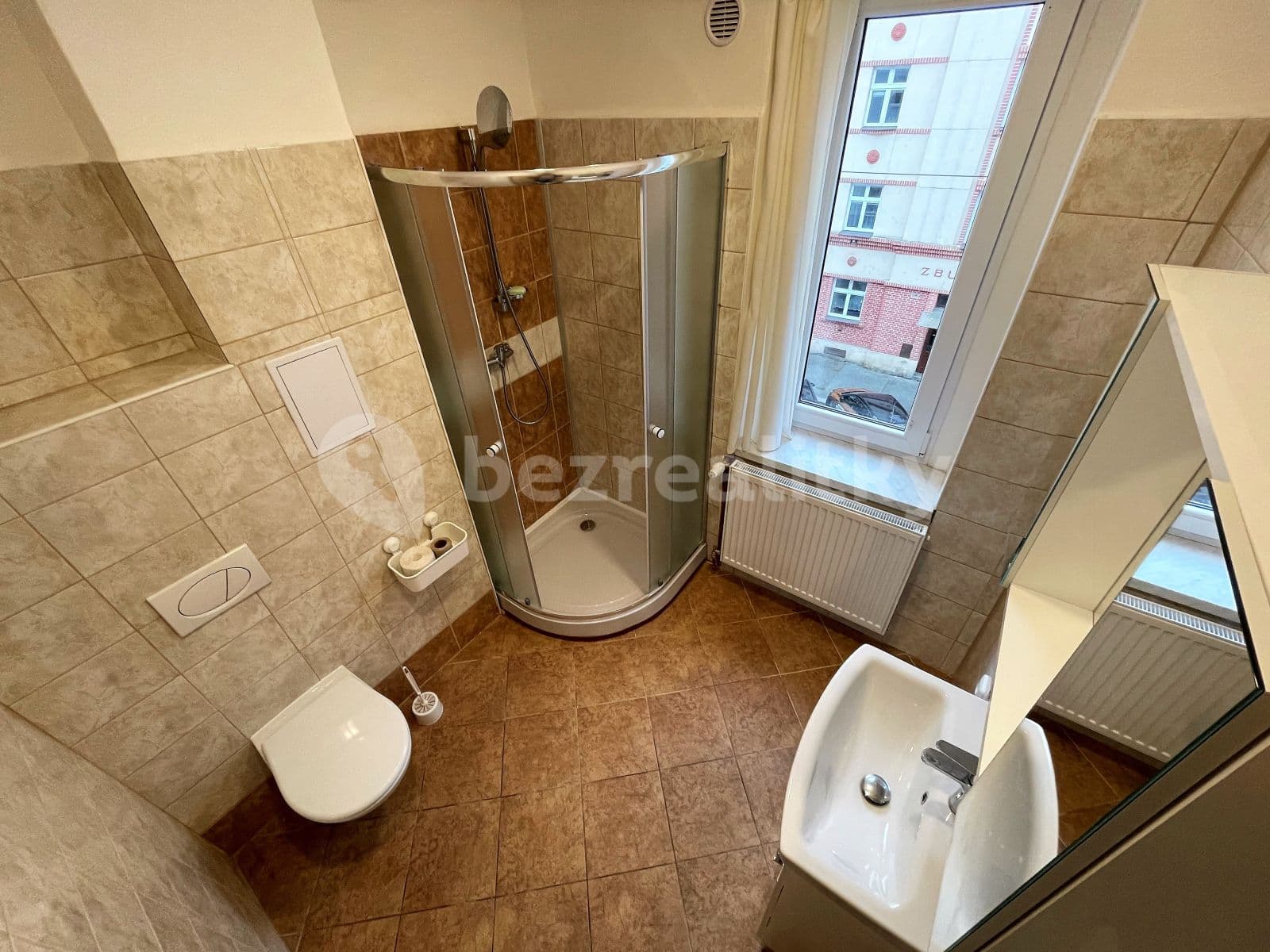 Pronájem bytu 2+kk 48 m², Úslavská, Plzeň, Plzeňský kraj Pronájem bytu 2+kk 48 m², Úslavská, Plzeň, Plzeňský kraj