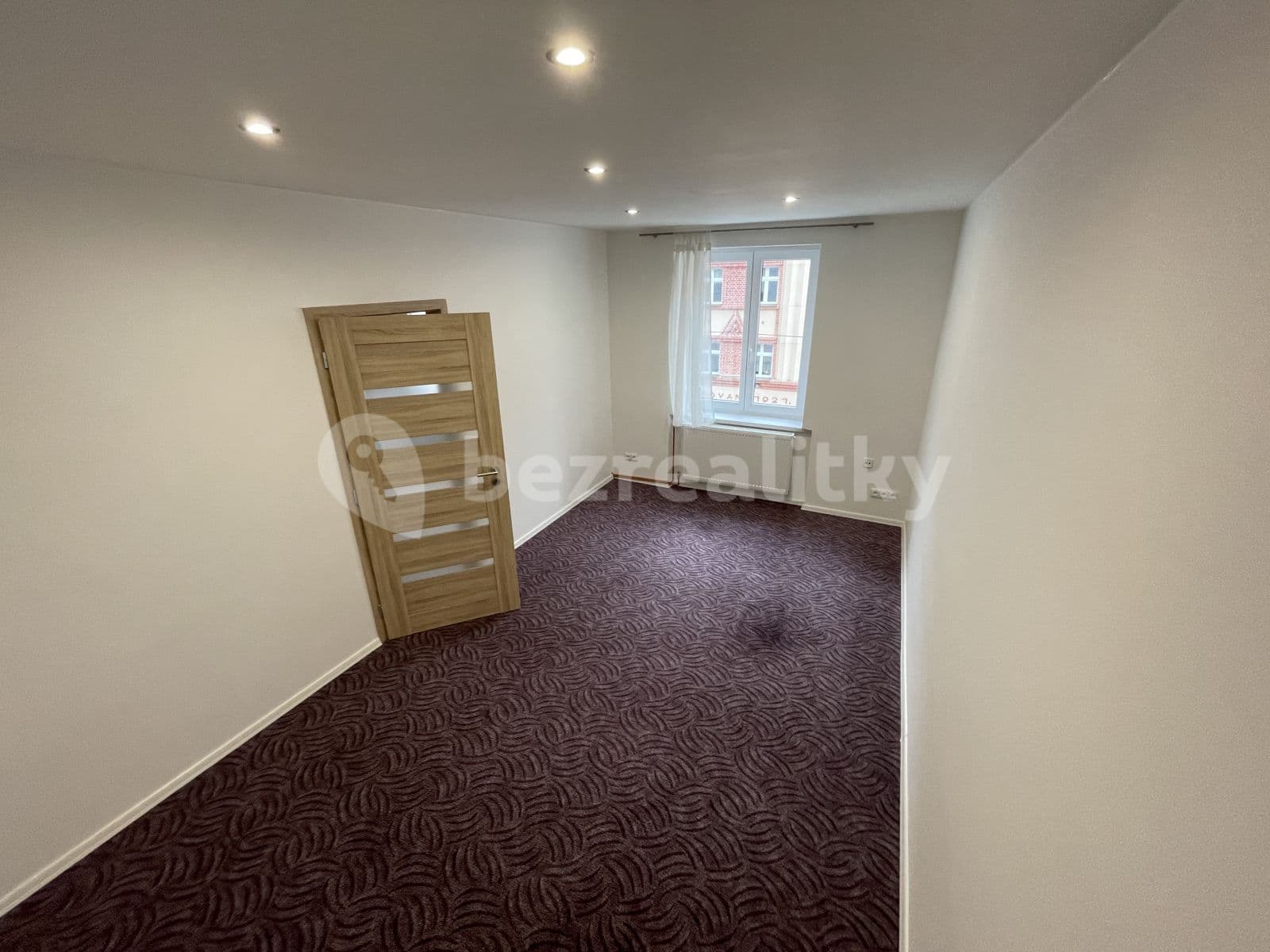 Pronájem bytu 2+kk 48 m², Úslavská, Plzeň, Plzeňský kraj Pronájem bytu 2+kk 48 m², Úslavská, Plzeň, Plzeňský kraj