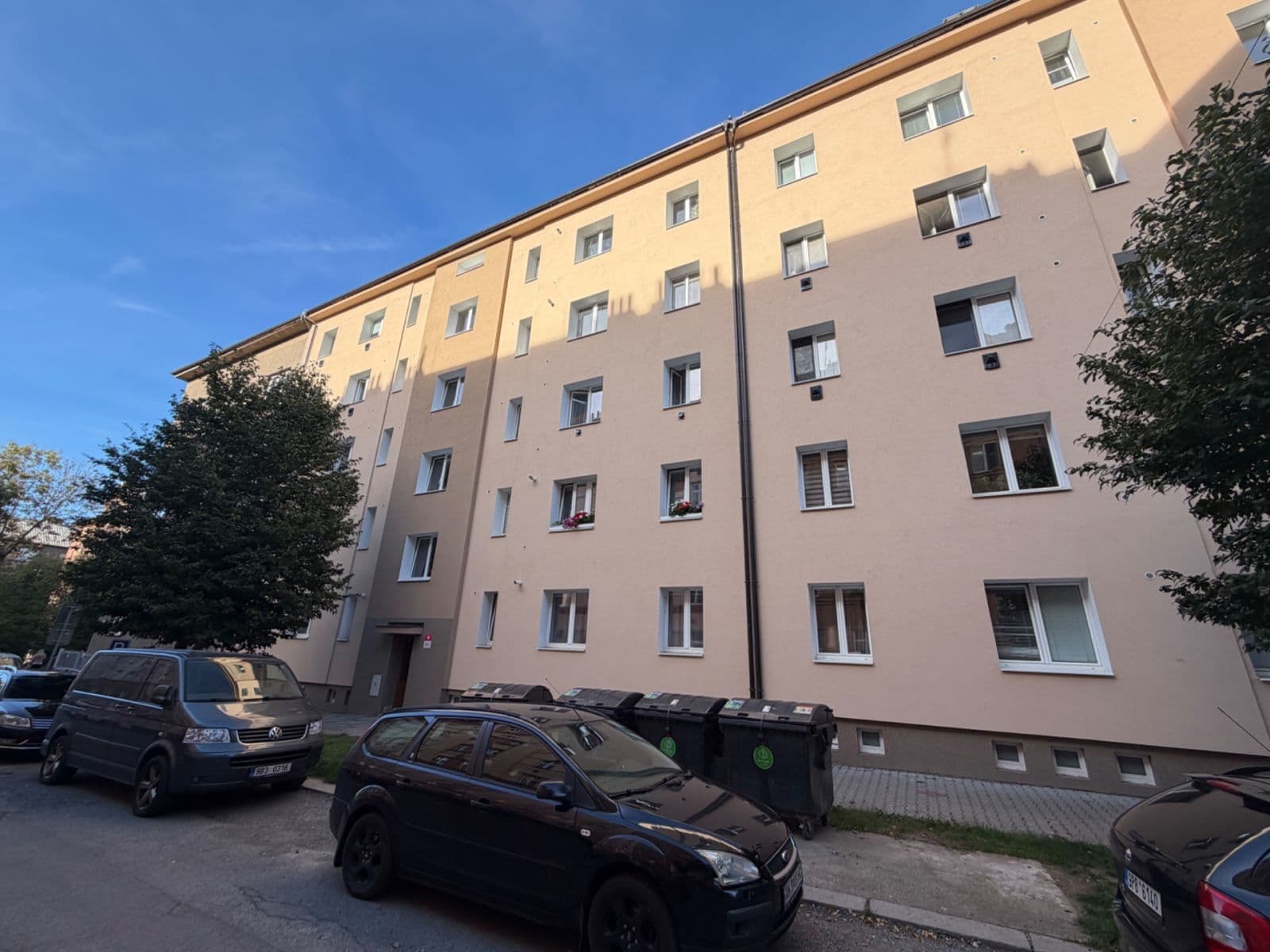 Pronájem bytu 2+kk 48 m², Úslavská, Plzeň, Plzeňský kraj Pronájem bytu 2+kk 48 m², Úslavská, Plzeň, Plzeňský kraj