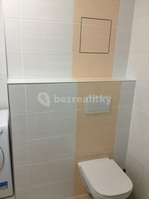 Pronájem bytu 1+1 47 m², Železničního pluku, Pardubice, Pardubický kraj Pronájem bytu 1+1 47 m², Železničního pluku, Pardubice, Pardubický kraj