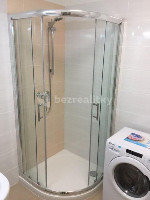 Pronájem bytu 1+1 47 m², Železničního pluku, Pardubice, Pardubický kraj Pronájem bytu 1+1 47 m², Železničního pluku, Pardubice, Pardubický kraj