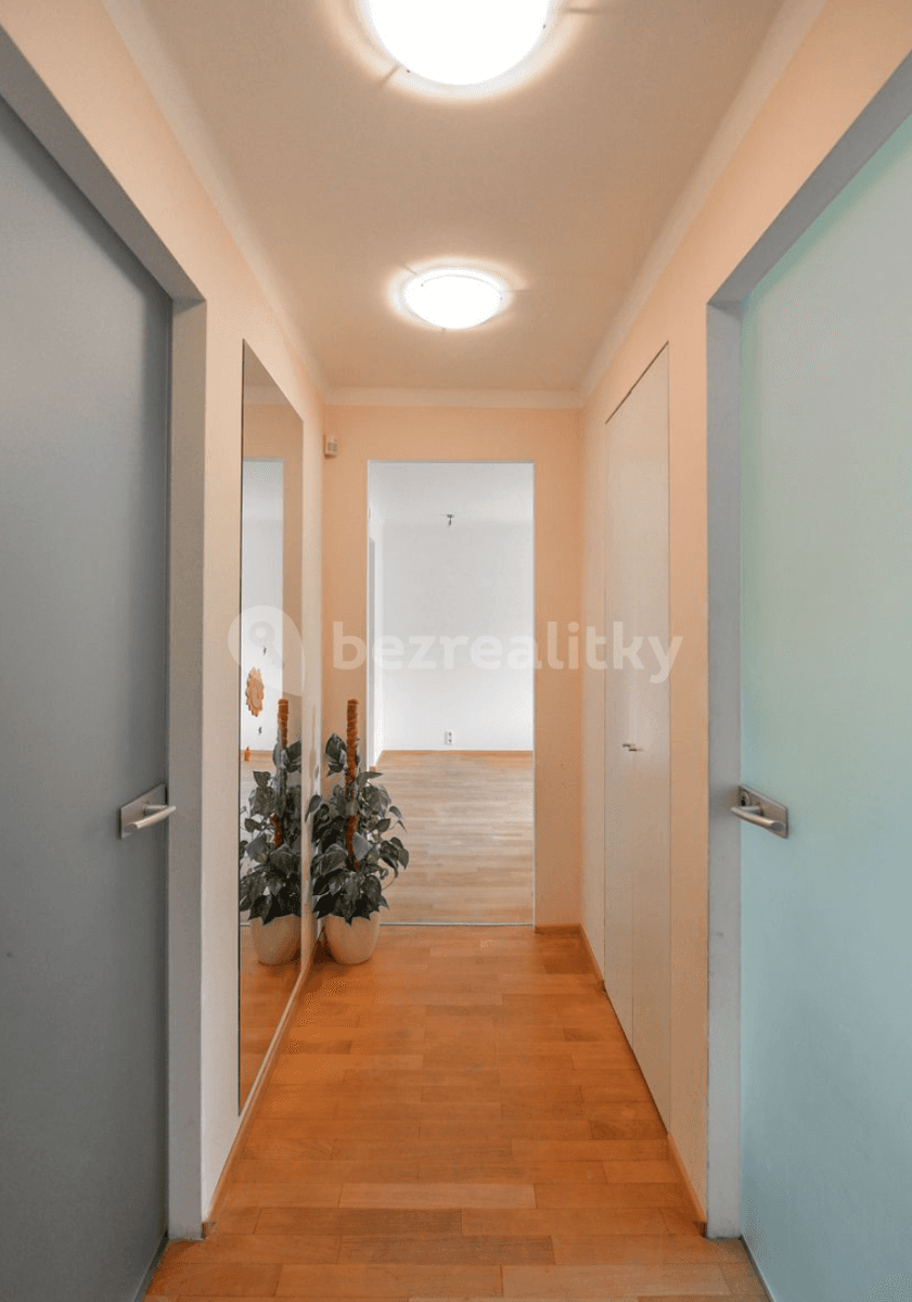 Pronájem bytu 2+kk 80 m², Albánská, Praha, Praha