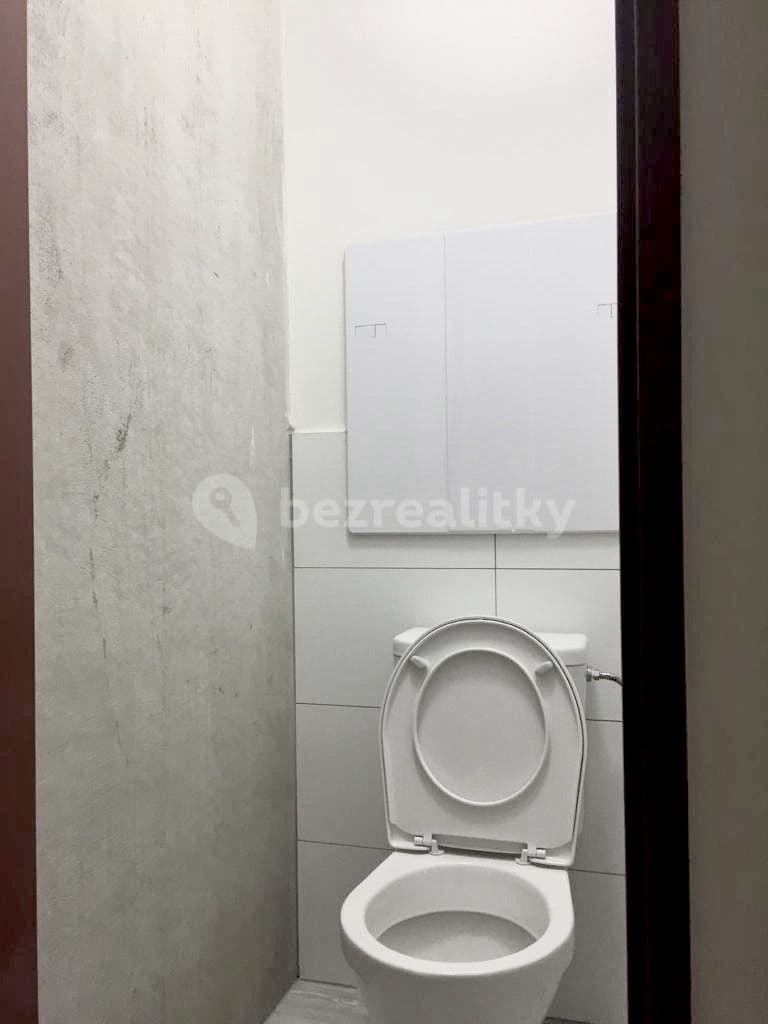 Pronájem bytu 1+kk 29 m², Pod Lysinami, Praha, Praha Pronájem bytu 1+kk 29 m², Pod Lysinami, Praha, Praha
