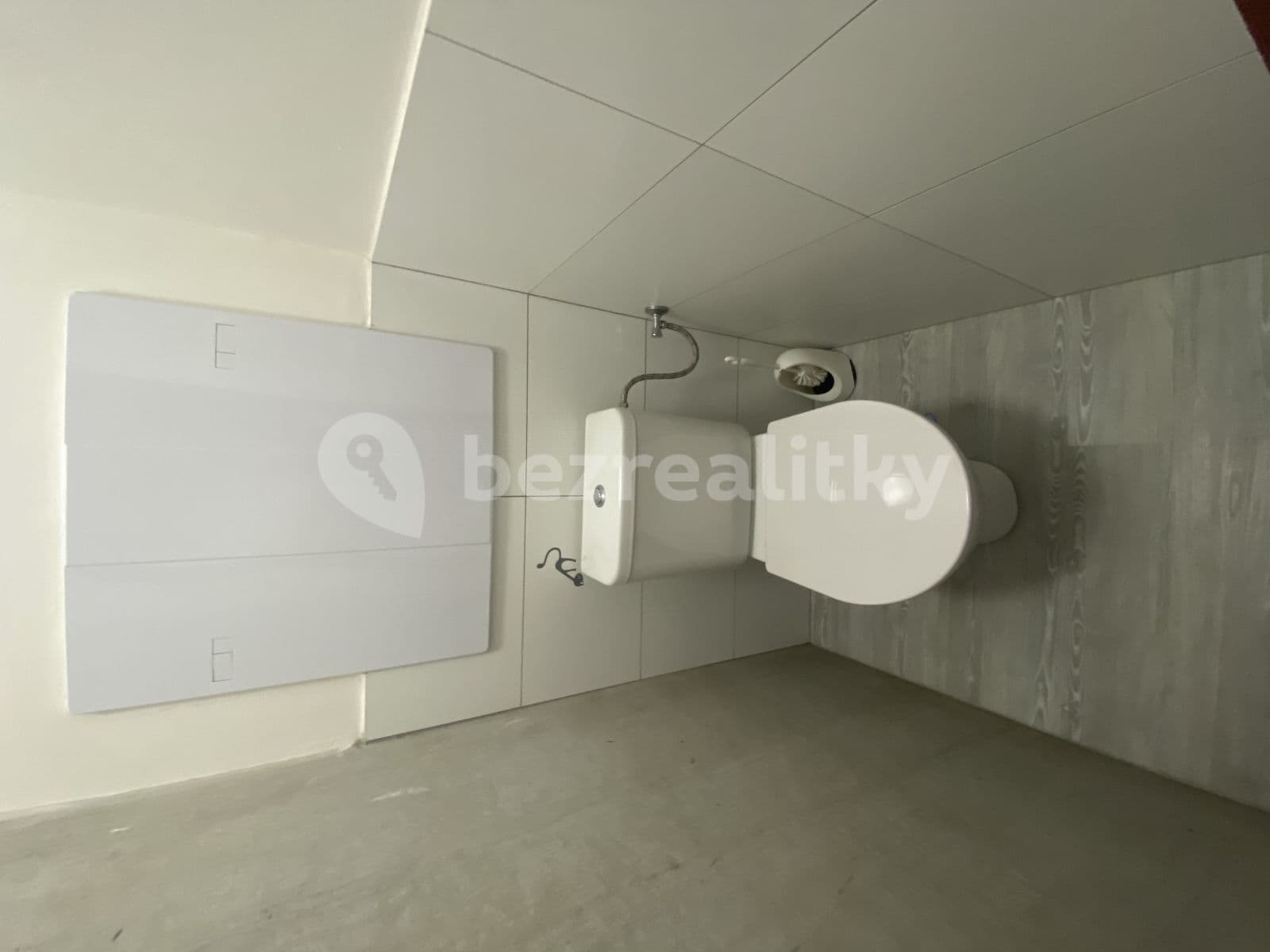 Pronájem bytu 1+kk 29 m², Pod Lysinami, Praha, Praha Pronájem bytu 1+kk 29 m², Pod Lysinami, Praha, Praha