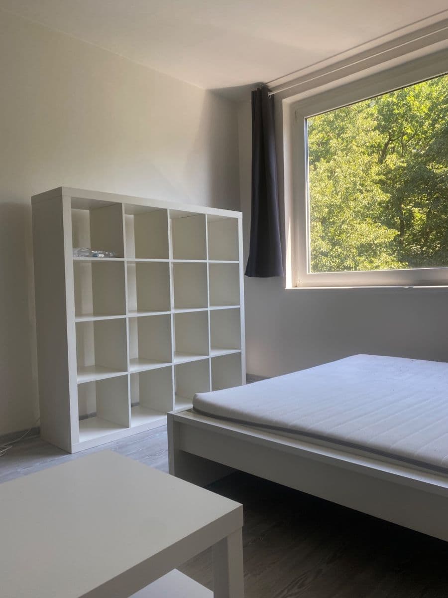 Pronájem bytu 1+kk 29 m², Pod Lysinami, Praha, Praha Pronájem bytu 1+kk 29 m², Pod Lysinami, Praha, Praha