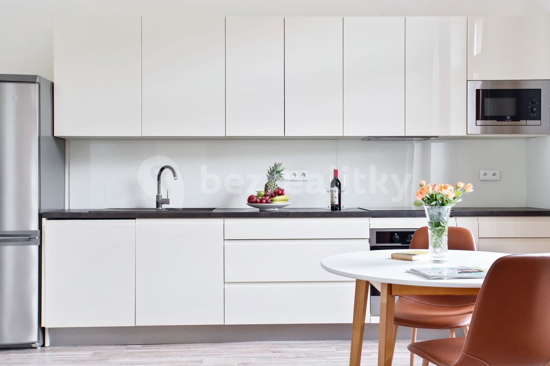 Pronájem bytu 2+kk 55 m², Roztocká, Praha, Praha Pronájem bytu 2+kk 55 m², Roztocká, Praha, Praha