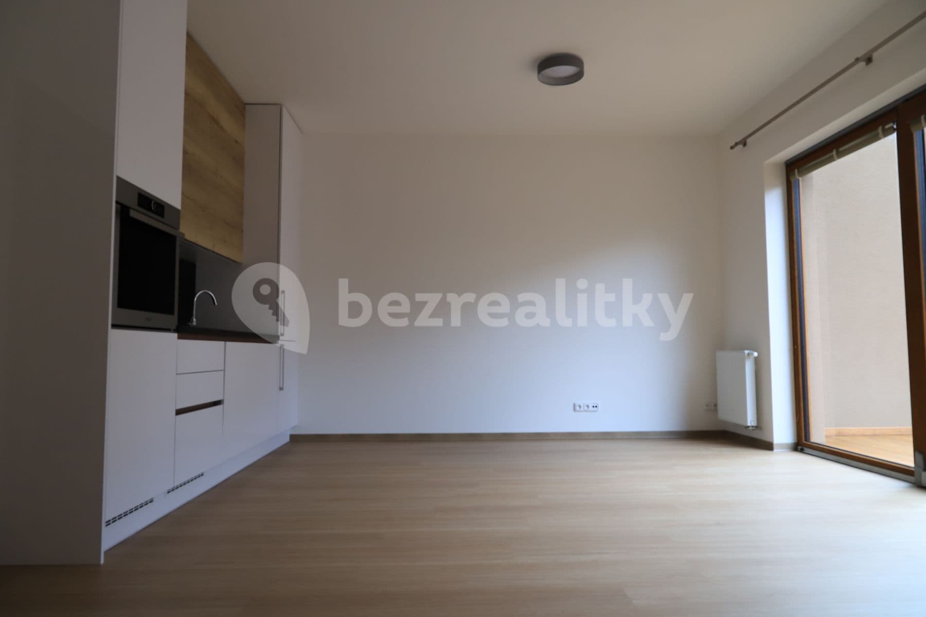 Pronájem bytu 2+kk 55 m², Brandýská, Praha, Praha Pronájem bytu 2+kk 55 m², Brandýská, Praha, Praha