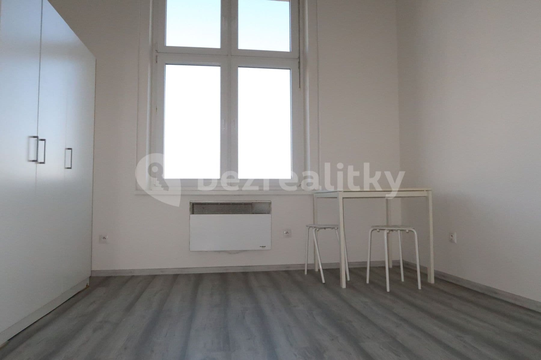 Pronájem bytu 1+kk 24 m², Přemyslovská, Praha, Praha Pronájem bytu 1+kk 24 m², Přemyslovská, Praha, Praha