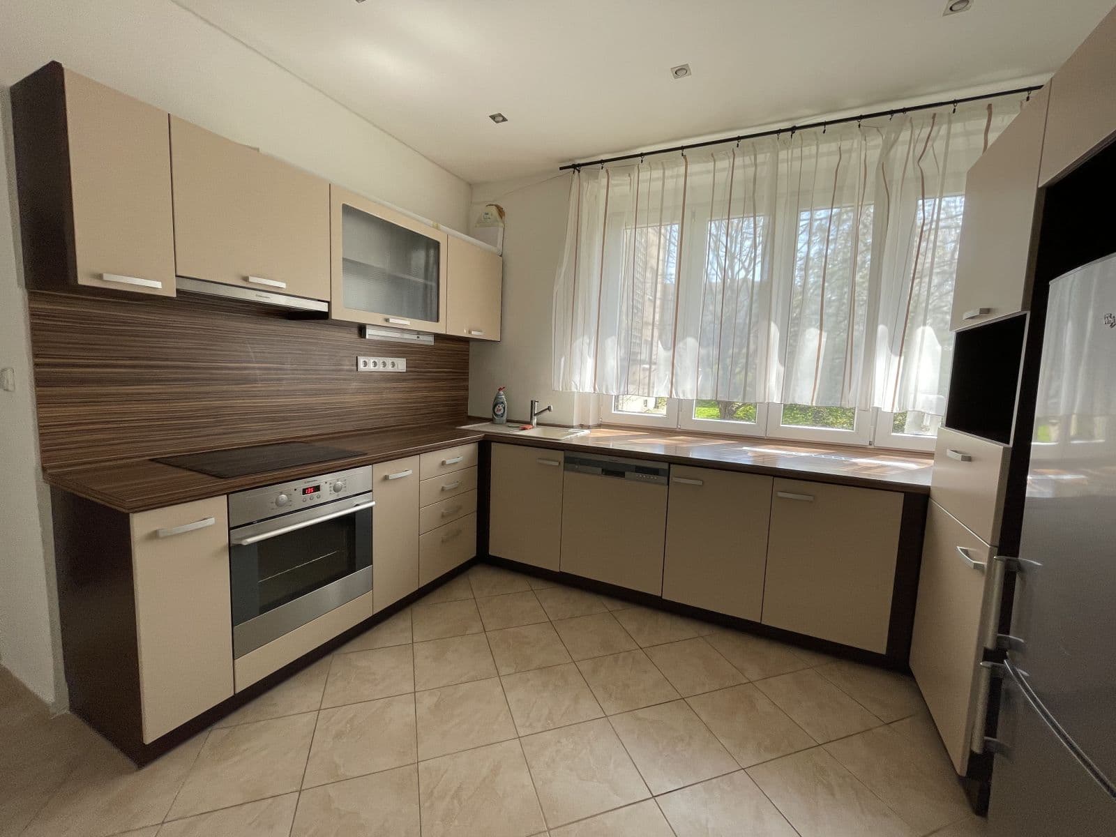 Pronájem bytu 2+1 42 m², Patočkova, Praha, Praha Pronájem bytu 2+1 42 m², Patočkova, Praha, Praha