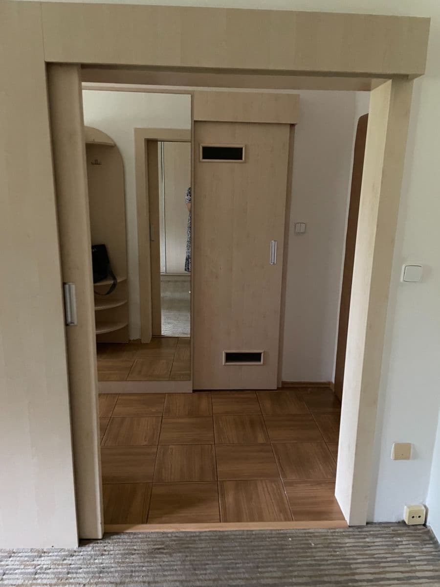 Pronájem bytu 2+kk 36 m², Lechowiczova, Ostrava, Moravskoslezský kraj Pronájem bytu 2+kk 36 m², Lechowiczova, Ostrava, Moravskoslezský kraj