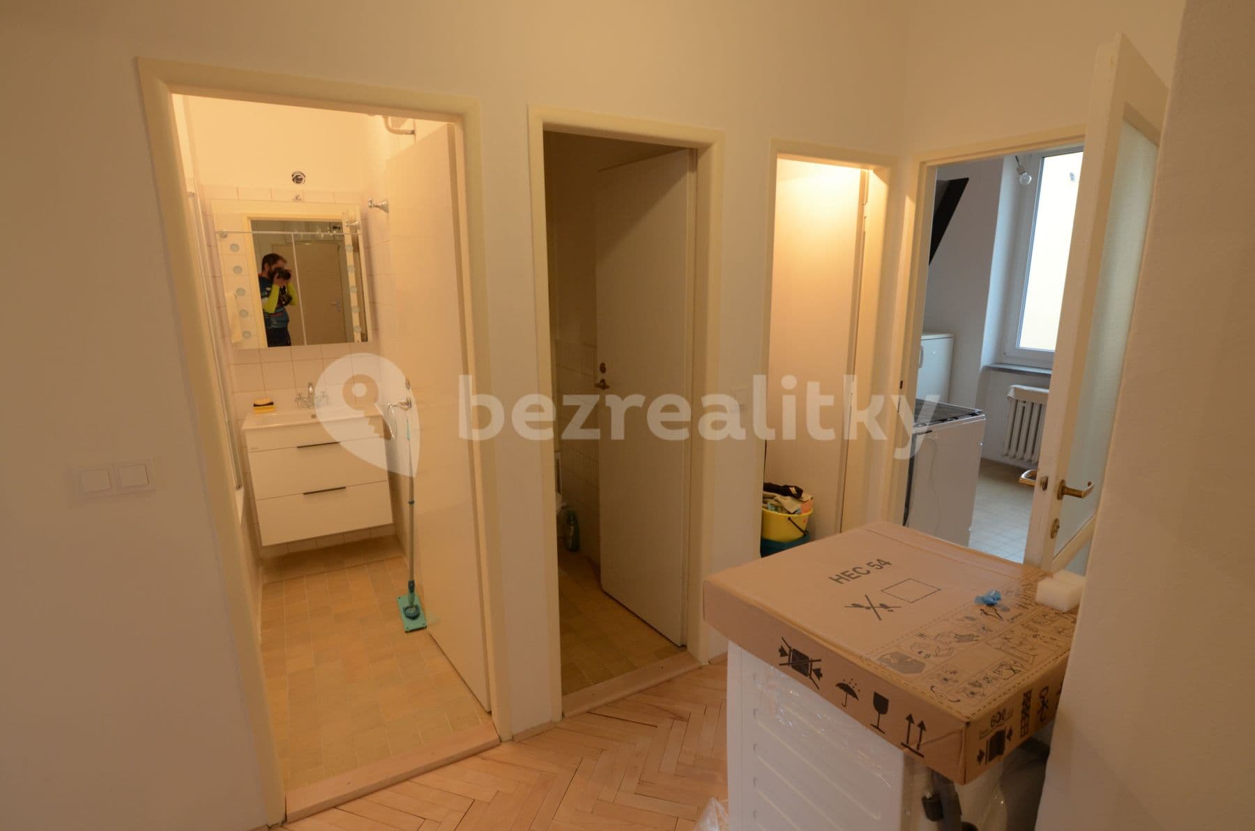 Pronájem bytu 3+1 77 m², Nedvězská, Praha, Praha Pronájem bytu 3+1 77 m², Nedvězská, Praha, Praha