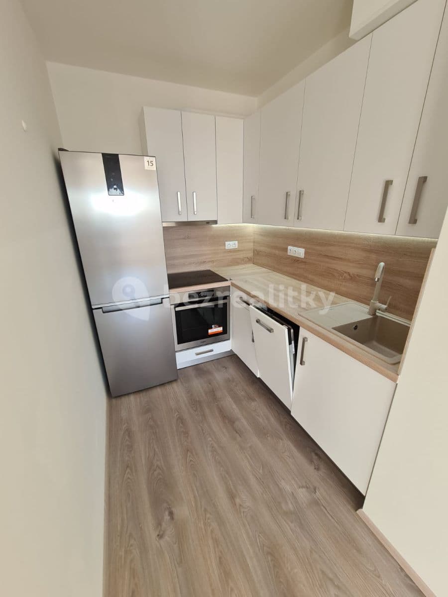 Pronájem bytu 2+kk 46 m², Tovární, Čelákovice, Středočeský kraj Pronájem bytu 2+kk 46 m², Tovární, Čelákovice, Středočeský kraj