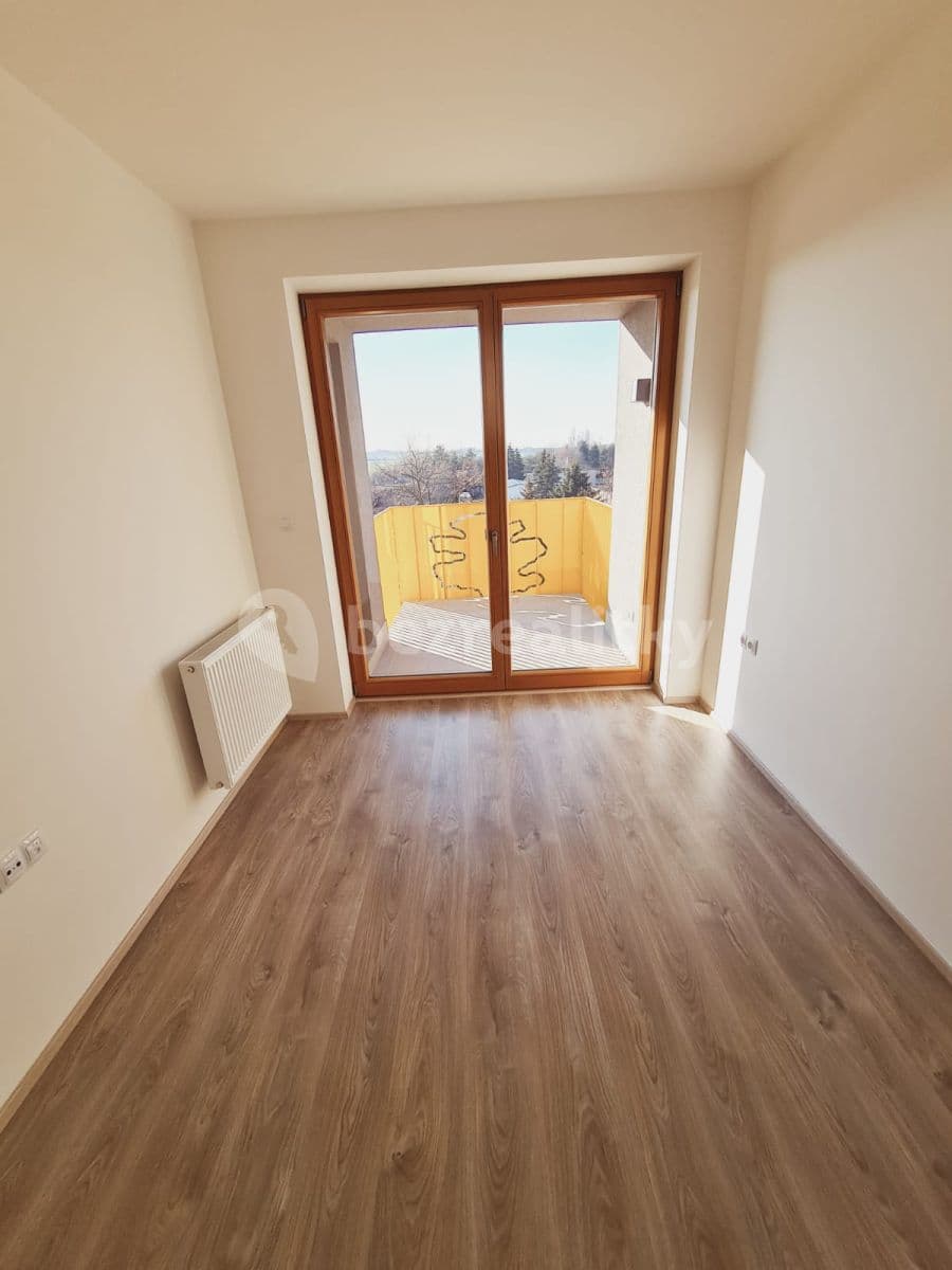 Pronájem bytu 2+kk 46 m², Tovární, Čelákovice, Středočeský kraj Pronájem bytu 2+kk 46 m², Tovární, Čelákovice, Středočeský kraj