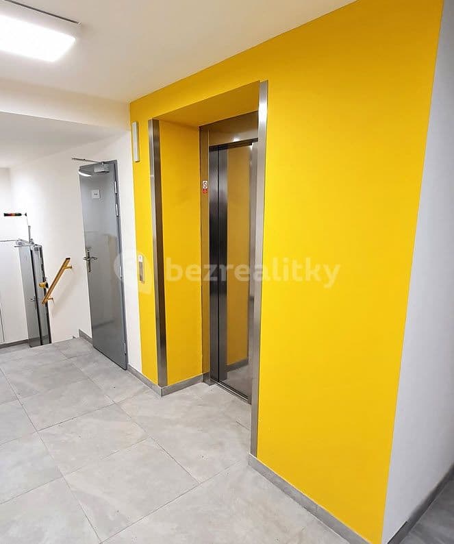 Pronájem bytu 2+kk 46 m², Tovární, Čelákovice, Středočeský kraj Pronájem bytu 2+kk 46 m², Tovární, Čelákovice, Středočeský kraj