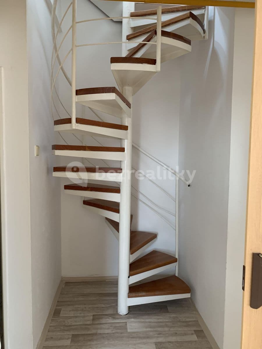 Pronájem bytu 2+1 62 m², Sdružení, Praha, Praha Pronájem bytu 2+1 62 m², Sdružení, Praha, Praha