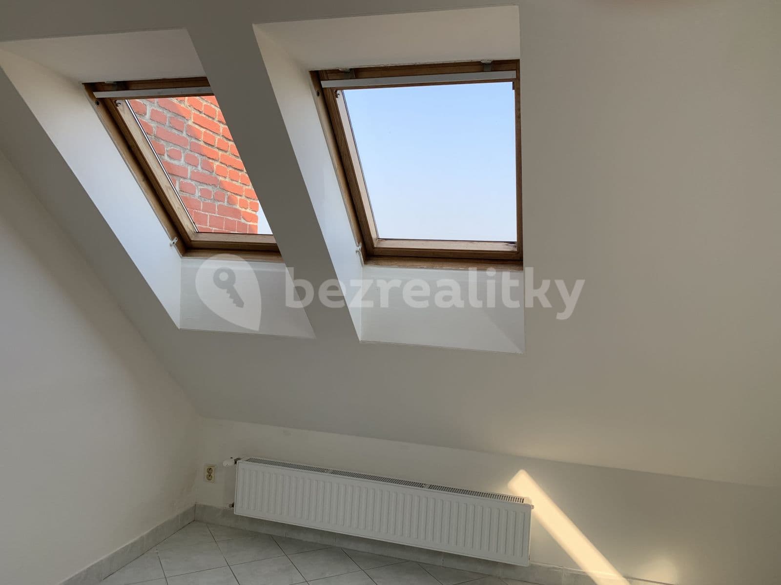 Pronájem bytu 2+1 62 m², Sdružení, Praha, Praha Pronájem bytu 2+1 62 m², Sdružení, Praha, Praha