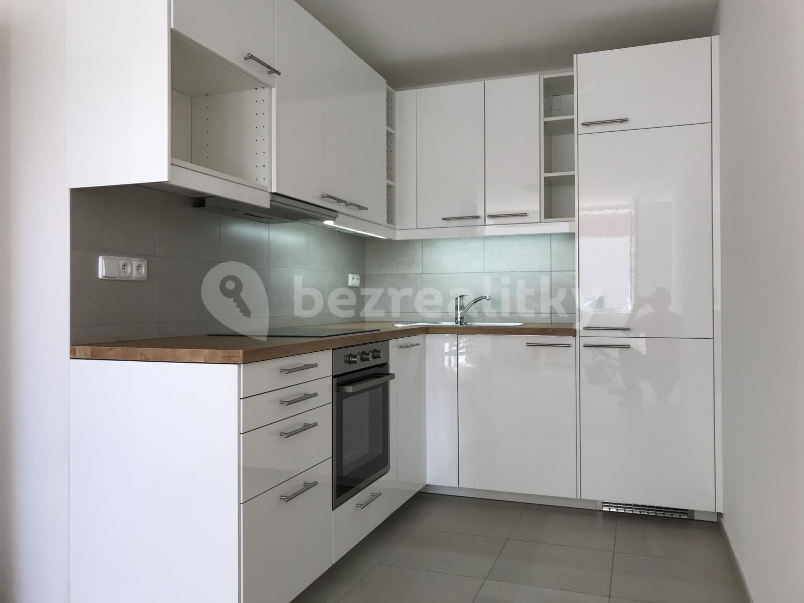 Pronájem bytu 2+kk 43 m², Havlíčkova, Beroun, Středočeský kraj Pronájem bytu 2+kk 43 m², Havlíčkova, Beroun, Středočeský kraj