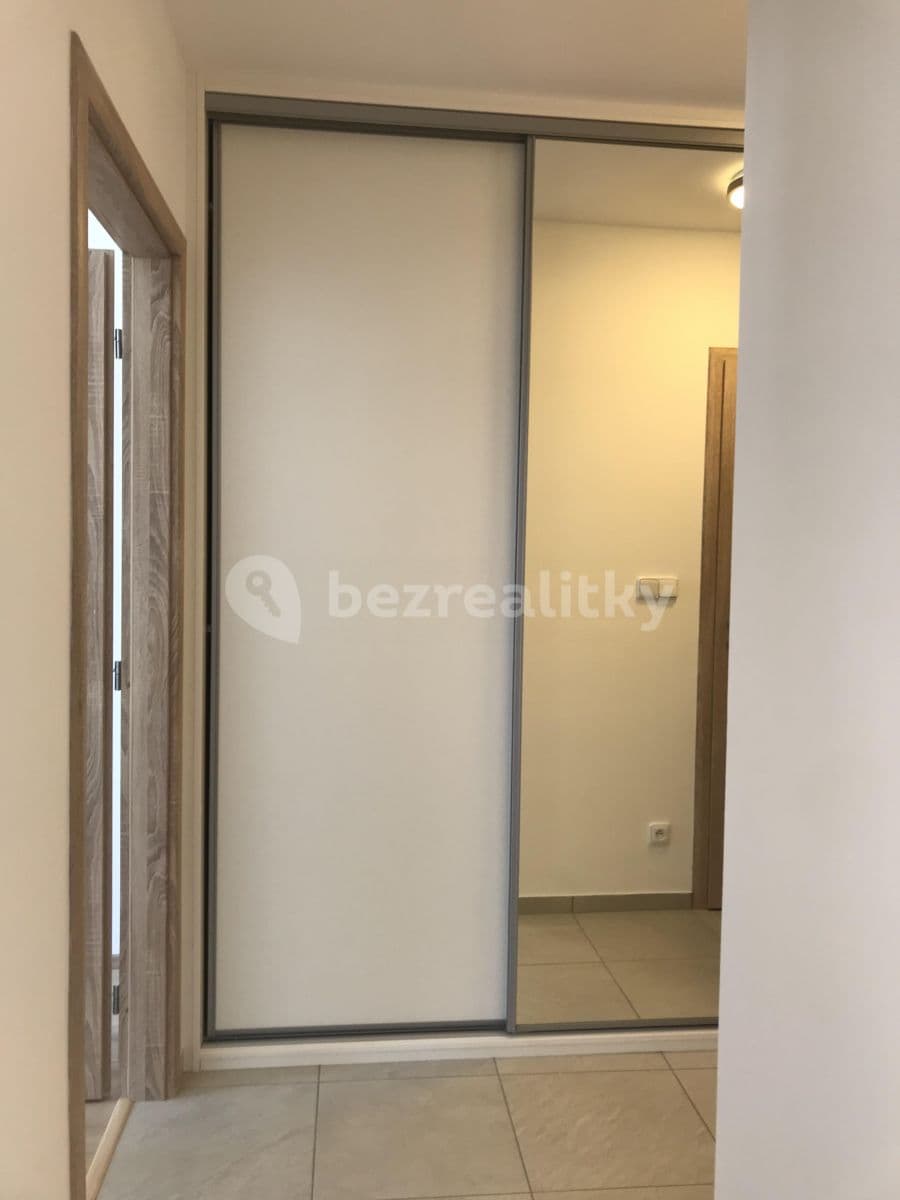 Pronájem bytu 2+kk 43 m², Havlíčkova, Beroun, Středočeský kraj Pronájem bytu 2+kk 43 m², Havlíčkova, Beroun, Středočeský kraj