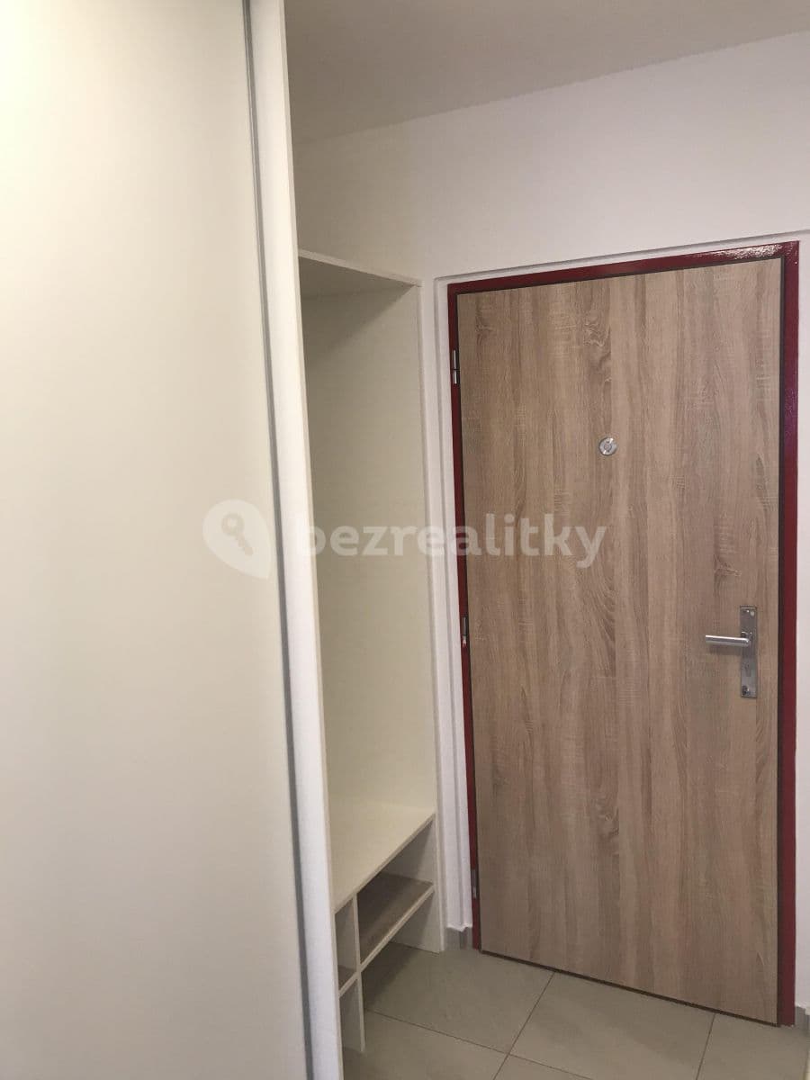 Pronájem bytu 2+kk 43 m², Havlíčkova, Beroun, Středočeský kraj Pronájem bytu 2+kk 43 m², Havlíčkova, Beroun, Středočeský kraj