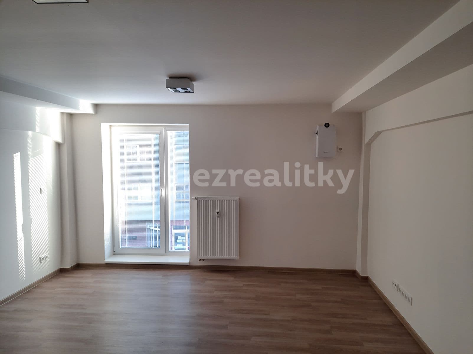 Pronájem bytu 1+kk 26 m², U Stadionu, Břeclav, Jihomoravský kraj Pronájem bytu 1+kk 26 m², U Stadionu, Břeclav, Jihomoravský kraj