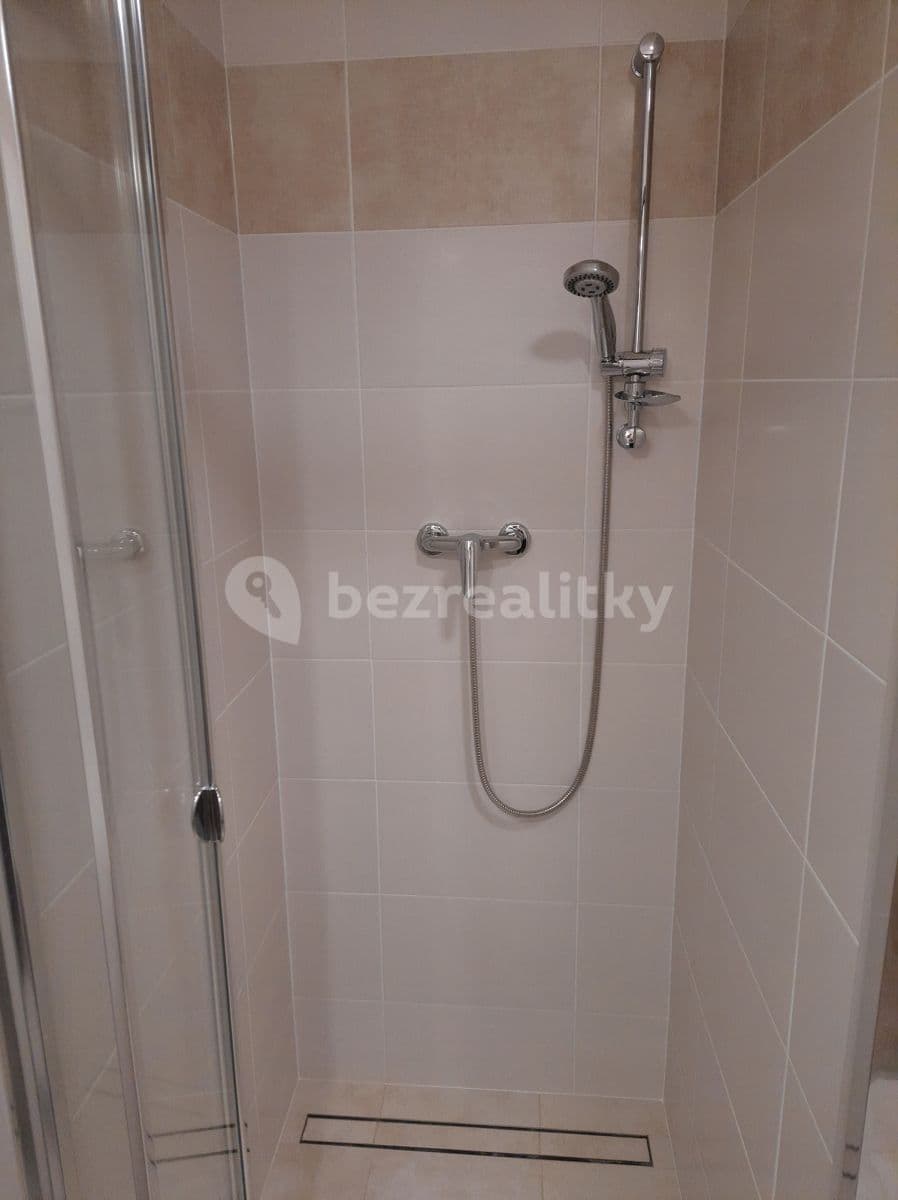 Pronájem bytu 1+kk 26 m², U Stadionu, Břeclav, Jihomoravský kraj Pronájem bytu 1+kk 26 m², U Stadionu, Břeclav, Jihomoravský kraj