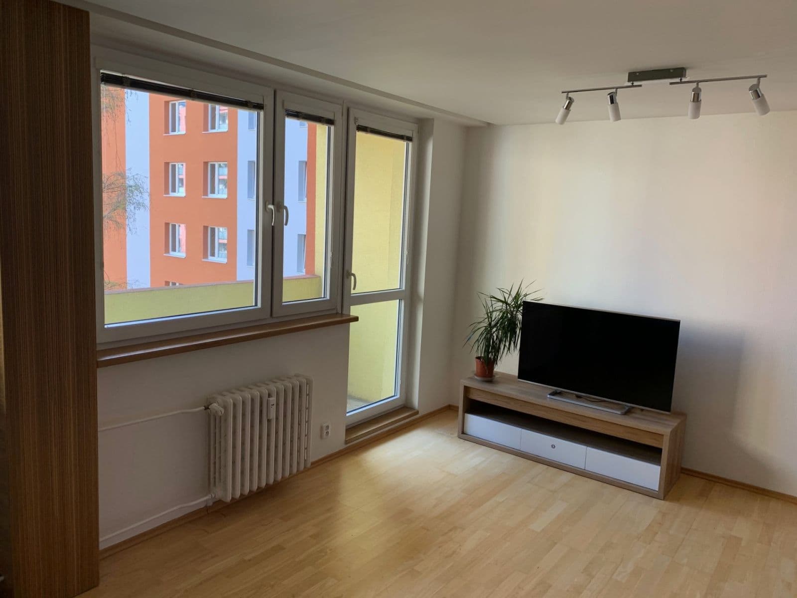 Pronájem bytu 3+kk 80 m², Váňova, Kladno, Středočeský kraj Pronájem bytu 3+kk 80 m², Váňova, Kladno, Středočeský kraj