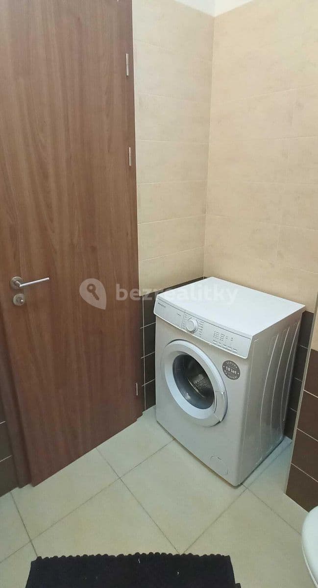 Pronájem bytu 2+kk 44 m², Dr. Bartůňka, Chrudim, Pardubický kraj Pronájem bytu 2+kk 44 m², Dr. Bartůňka, Chrudim, Pardubický kraj