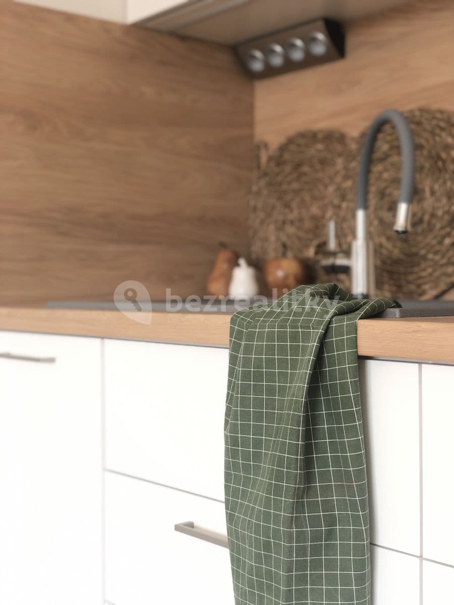 Pronájem bytu 1+kk 35 m², Jeronýmova, Brno, Jihomoravský kraj Pronájem bytu 1+kk 35 m², Jeronýmova, Brno, Jihomoravský kraj