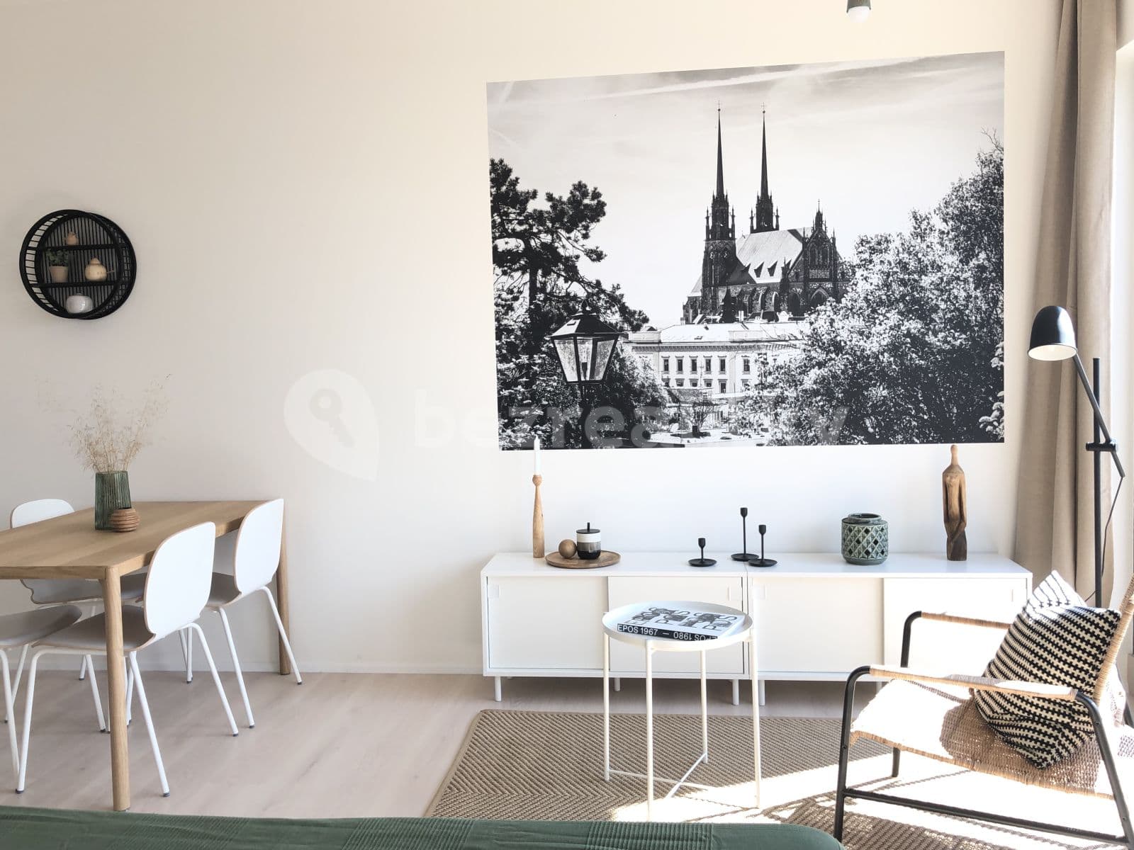 Pronájem bytu 1+kk 35 m², Jeronýmova, Brno, Jihomoravský kraj Pronájem bytu 1+kk 35 m², Jeronýmova, Brno, Jihomoravský kraj
