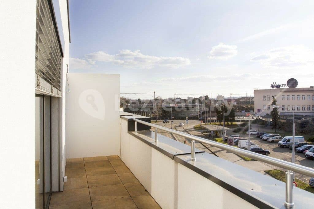 Pronájem bytu 1+kk 35 m², Jeronýmova, Brno, Jihomoravský kraj Pronájem bytu 1+kk 35 m², Jeronýmova, Brno, Jihomoravský kraj