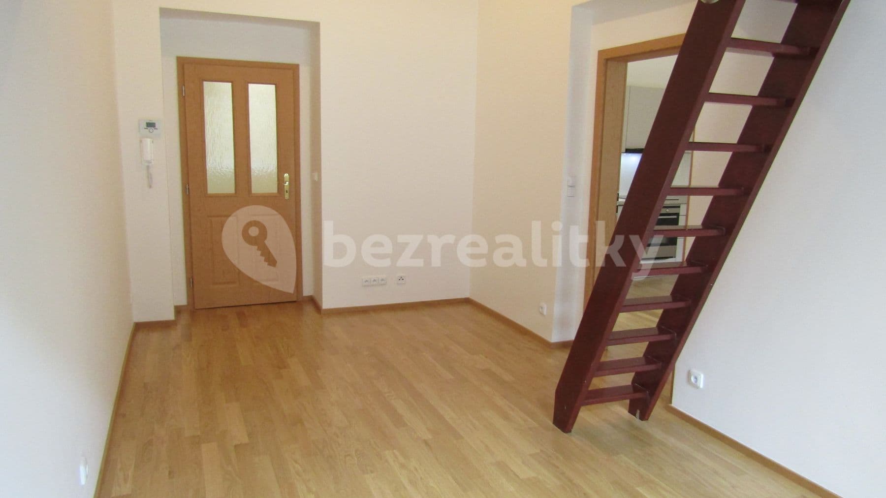 Pronájem bytu 1+1 45 m², Vinohradská, Praha, Praha Pronájem bytu 1+1 45 m², Vinohradská, Praha, Praha