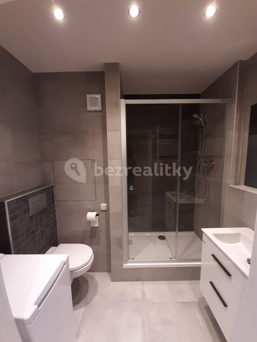 Pronájem bytu 2+kk 43 m², Sezemínská, Praha, Praha Pronájem bytu 2+kk 43 m², Sezemínská, Praha, Praha