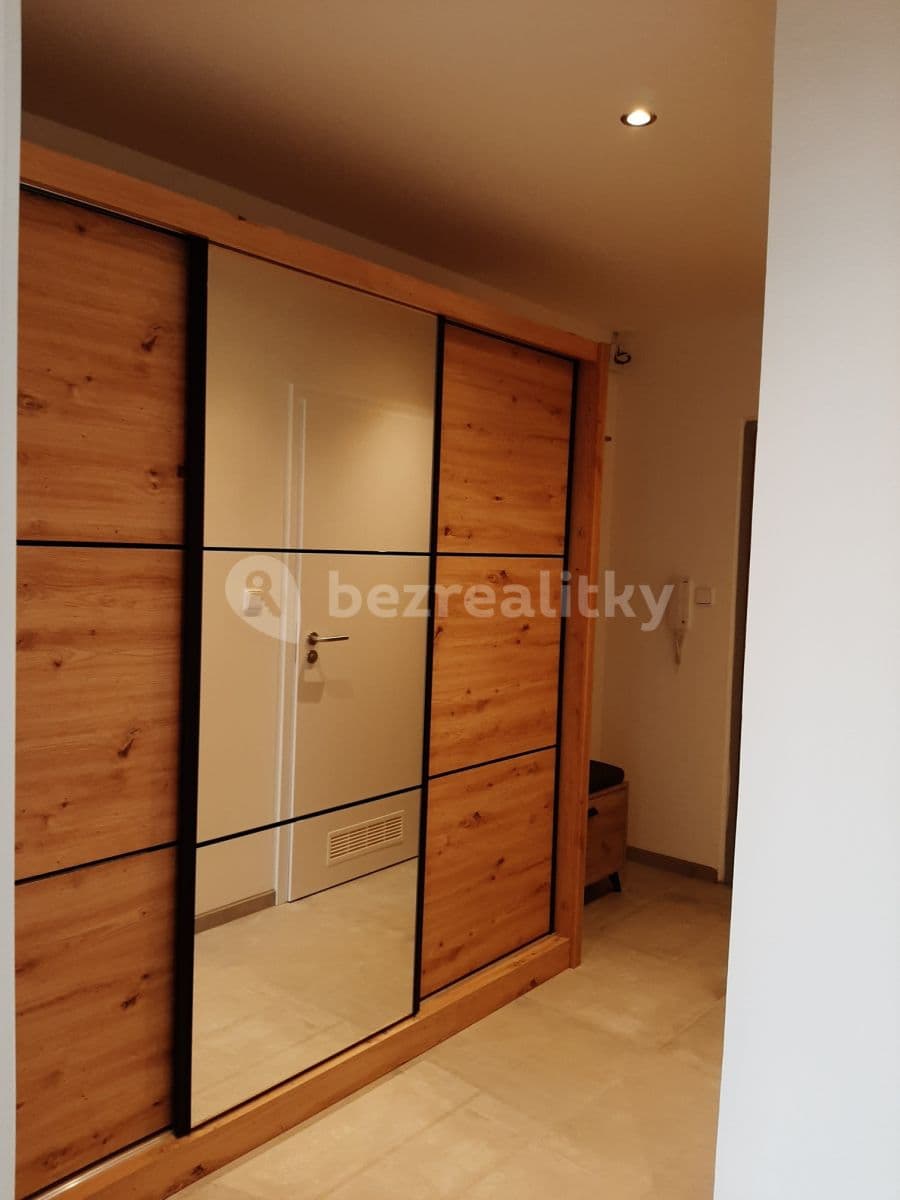 Pronájem bytu 2+kk 43 m², Sezemínská, Praha, Praha Pronájem bytu 2+kk 43 m², Sezemínská, Praha, Praha