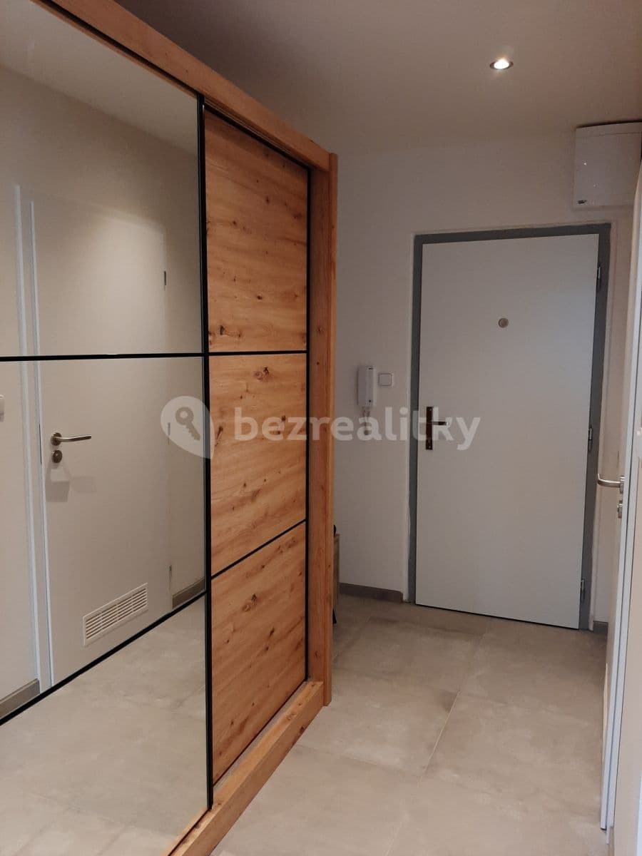 Pronájem bytu 2+kk 43 m², Sezemínská, Praha, Praha Pronájem bytu 2+kk 43 m², Sezemínská, Praha, Praha