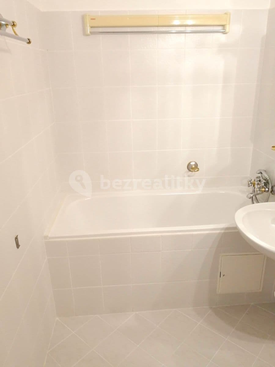 Pronájem bytu 3+kk 78 m², Mlékárenská, Praha, Praha Pronájem bytu 3+kk 78 m², Mlékárenská, Praha, Praha