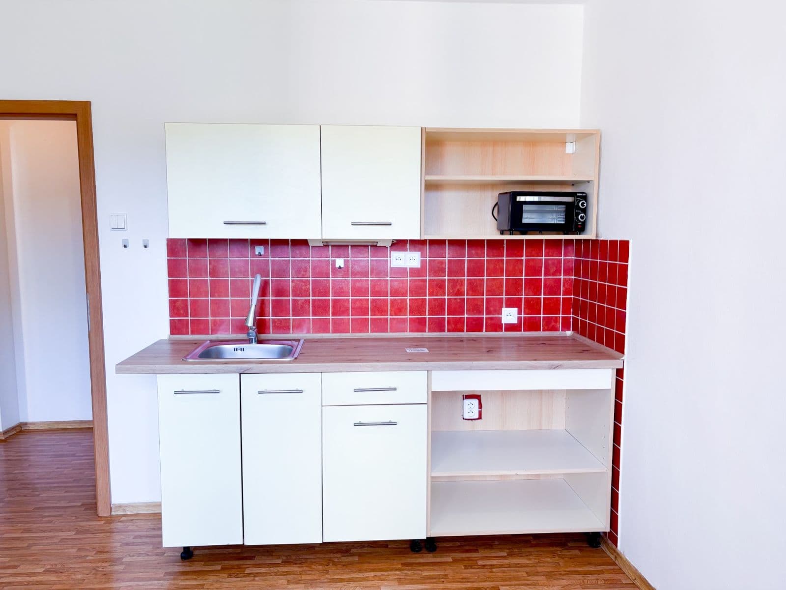 Pronájem bytu 2+kk 40 m², Čechovská, Příbram, Středočeský kraj Pronájem bytu 2+kk 40 m², Čechovská, Příbram, Středočeský kraj
